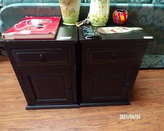 pair of night stands