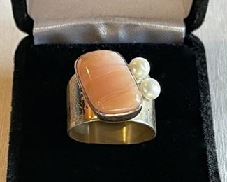 $80.00...............Vintage Sterling Ring with large Peach Stone and Pearls, Ring Size 9 (C214)