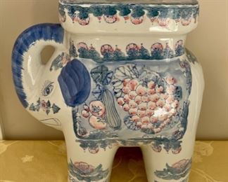 $16.00................Elephant Stand/Stool Decor 15" tall (C184)