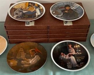 CLEARANCE ! $15.00 NOW, WAS $60.00..................6 Norman Rockwell Plates and Holder (C117)