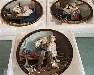 CLEARANCE ! $8.00 NOW, WAS $30.00.........................3 Norman Rockwell Plates w/boxes (C112)