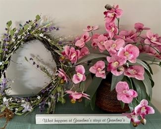HALF OFF! $4.00 NOW, WAS $8.00..................Spring Decor (C110)