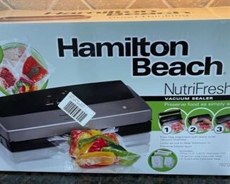 HALF OFF! $22.50 NOW, WAS $45.00........................Hamilton Beach NutriFresh Sealer (C050)F
