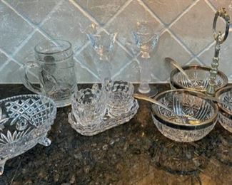 CLEARANCE ! $4.00 NOW, WAS $12.00...................Glassware (C046)
