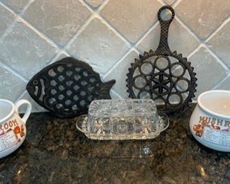 $10.00...............Soup Bowls, Trivets and more (C033)