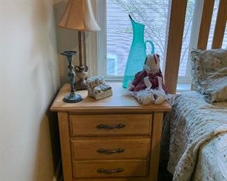 Oak bedroom suite 