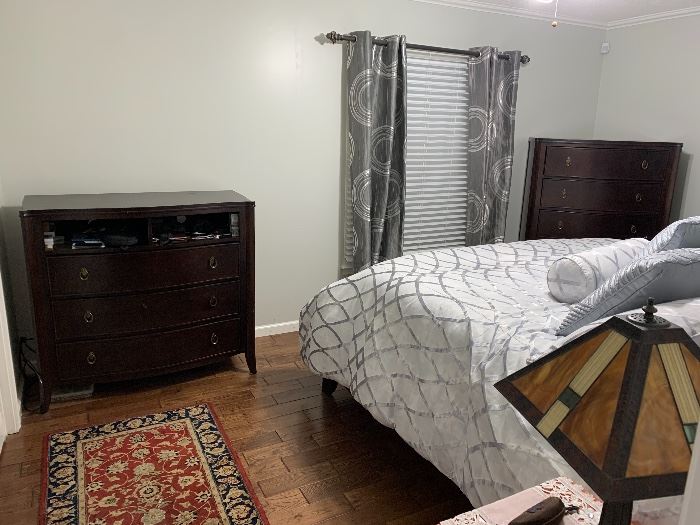 Bedroom suite. $900