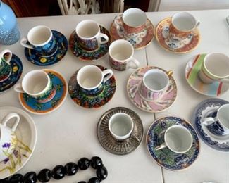 14 Cups, 13 Saucers Sold in a Lot $20