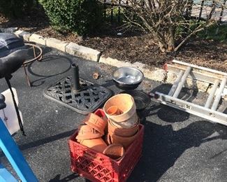 Items Located On The Back Driveway / Patio