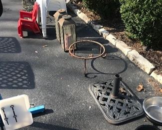 Items Located On The Back Driveway / Patio