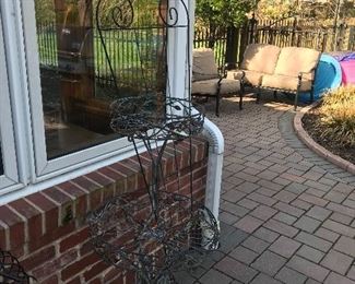 Items Located On The Back Driveway / Patio