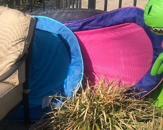 Items Located On The Back Driveway / Patio