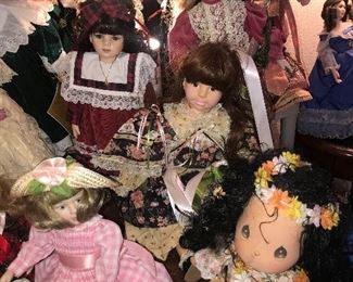 Items Located In The Family Room