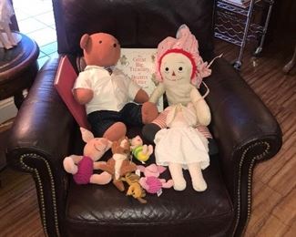 Items Located In The Family Room