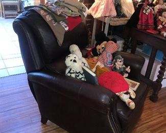 Items Located In The Family Room