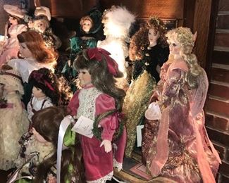 Items Located In The Family Room