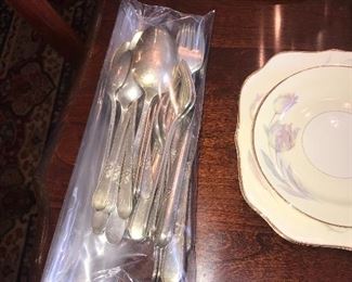 Items Located In The Dining Room