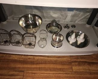 Items Located In The Dining Room