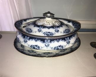 Items Located In The Dining Room