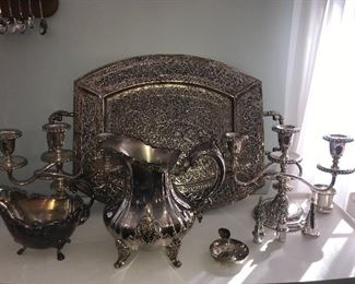 Items Located In The Dining Room