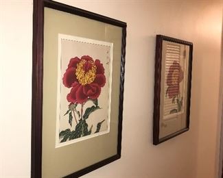 Items Located In The Central Hallway