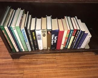 Items Located In The Central Hallway