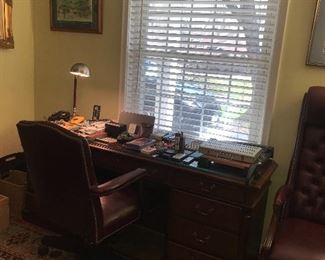 Items Located In The 1st Bedroom (Office)