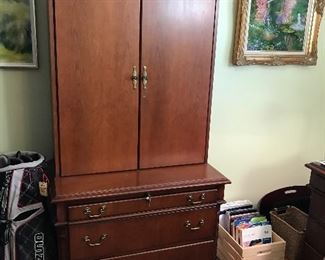 Items Located In The 1st Bedroom (Office)