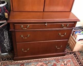 Items Located In The 1st Bedroom (Office)