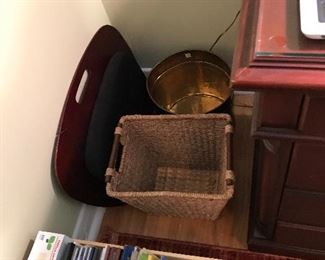 Items Located In The 1st Bedroom (Office)