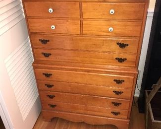 Items Located In The 2nd Bedroom