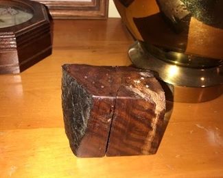 Items Located In The 2nd Bedroom