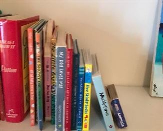 Items Located In The 2nd Bedroom