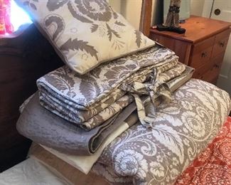 Items Located In The 3rd Bedroom