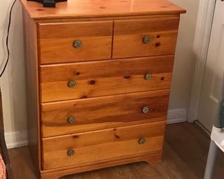 Items Located In The 3rd Bedroom