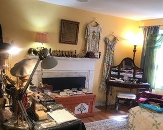 Items Located In The 4th Bedroom ( Master)