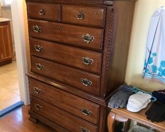 Items Located In The 4th Bedroom ( Master)