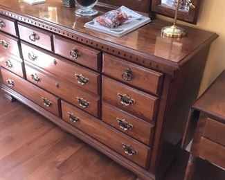 Items Located In The 4th Bedroom ( Master)