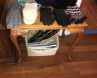 Items Located In The 4th Bedroom ( Master)