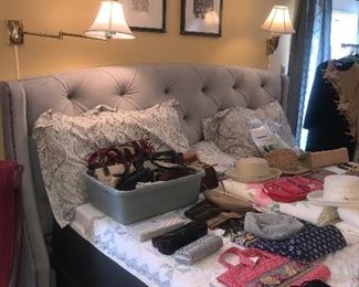 Items Located In The 4th Bedroom ( Master)