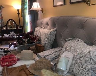 Items Located In The 4th Bedroom ( Master)