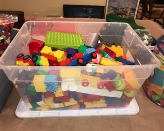 Items Located In The 4th Bedroom ( Master)