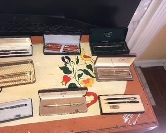 Items Located In The 4th Bedroom ( Master)