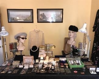 Items Located In The 4th Bedroom ( Master)