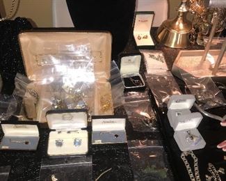 Items Located In The 4th Bedroom ( Master)