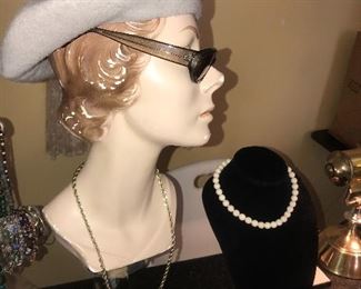 Items Located In The 4th Bedroom ( Master)