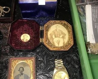 Items Located In The 4th Bedroom ( Master)