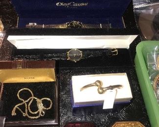 Items Located In The 4th Bedroom ( Master)