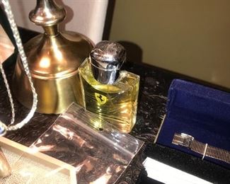 Items Located In The 4th Bedroom ( Master)