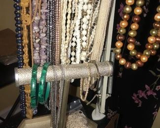 Items Located In The 4th Bedroom ( Master)